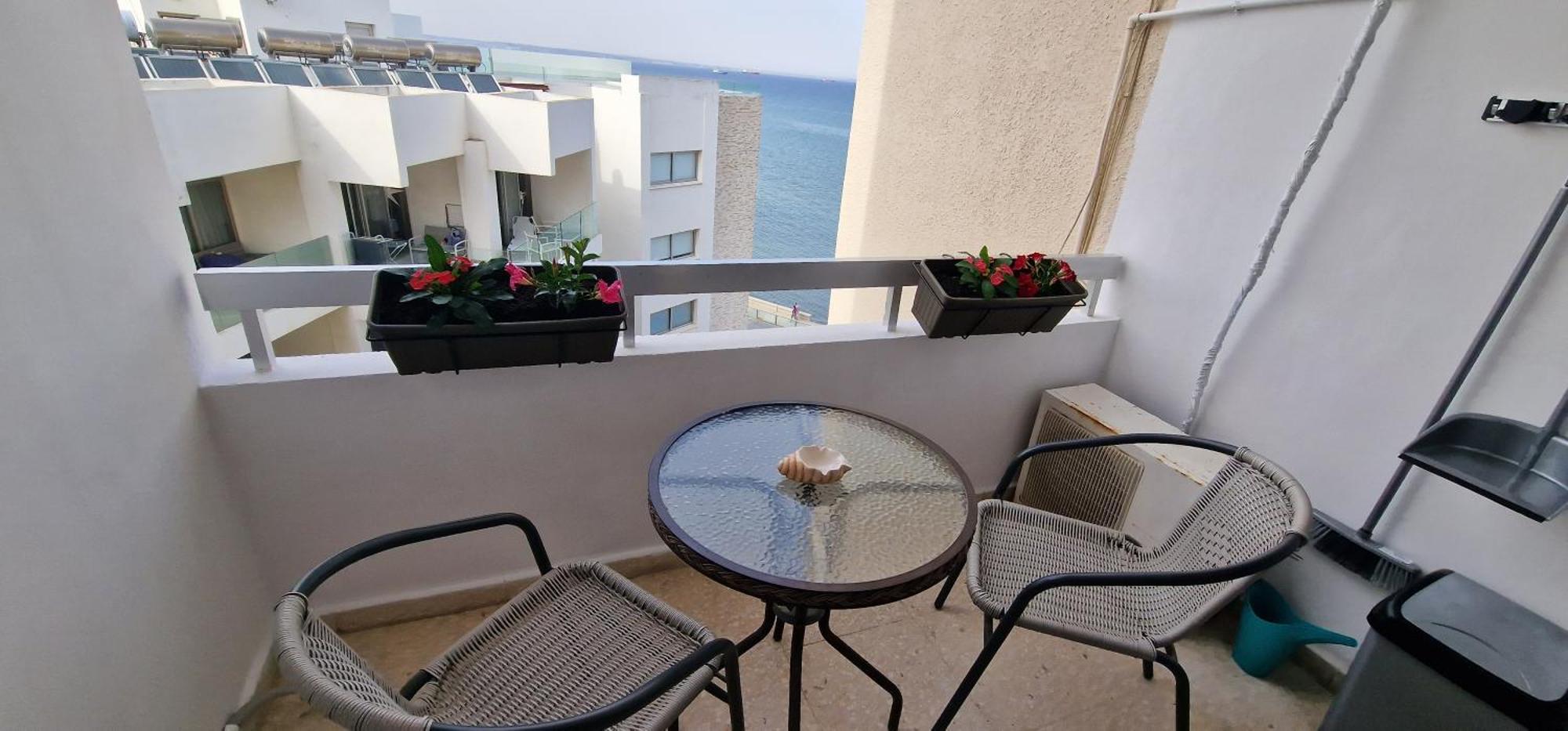 Serenity By The Sea Larnaca Exterior foto